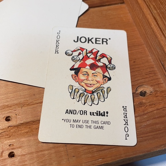1979 Instructions to a 1980 "MAD" card game! All pieces and Madness Included! - Picture 10 of 16